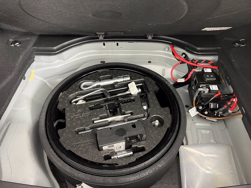 Used 2014 Mercedes-Benz E 63 AMG 4MATIC Sedan image 13