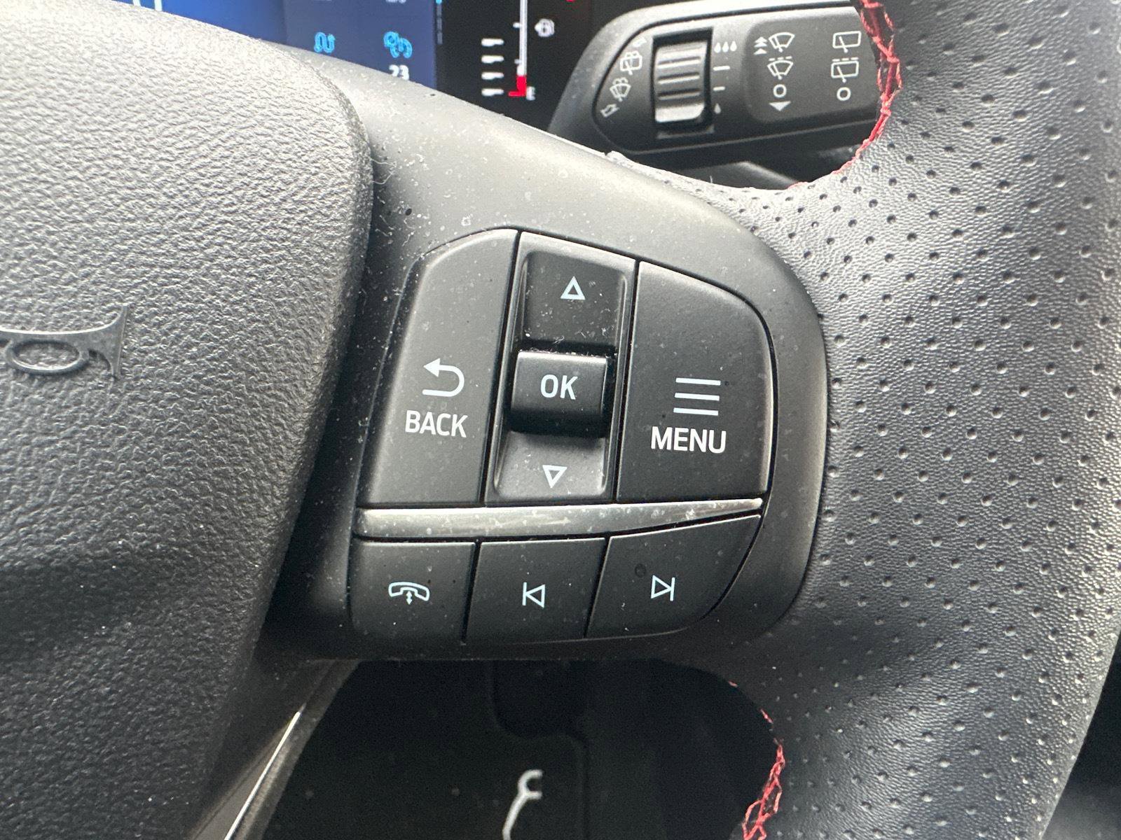 Certified 2024 Ford Escape ST-Line w/ Tech Pack #1 image 20