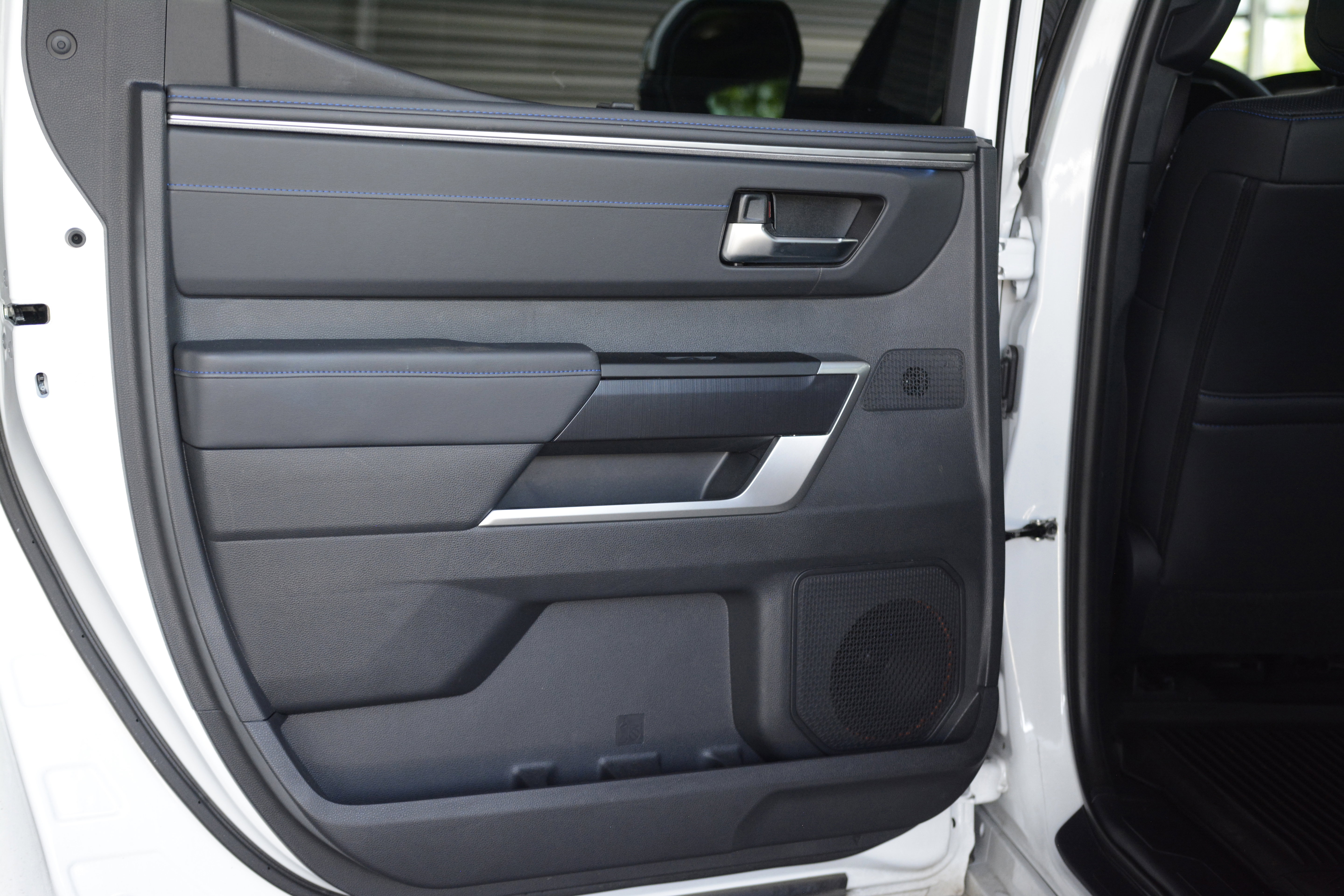 Used 2023 Toyota Tundra Platinum AWD/4WD image 32