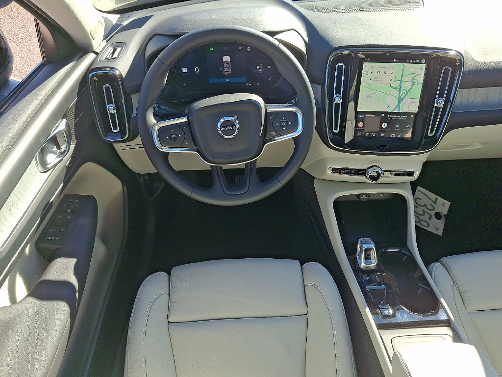 New 2026 Volvo XC40 B5 Ultra w/ Protection Package Premier AWD/4WD image 10