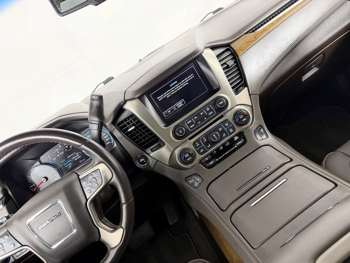 Used 2019 GMC Yukon Denali w/ Denali Ultimate Package AWD/4WD image 67