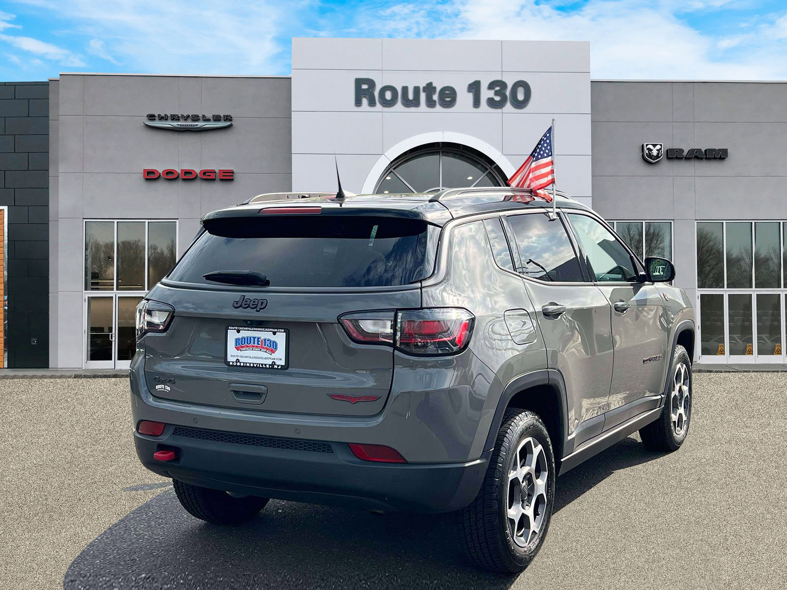 Used 2022 Jeep Compass Trailhawk w/ Trailhawk Elite Group AWD/4WD image 4