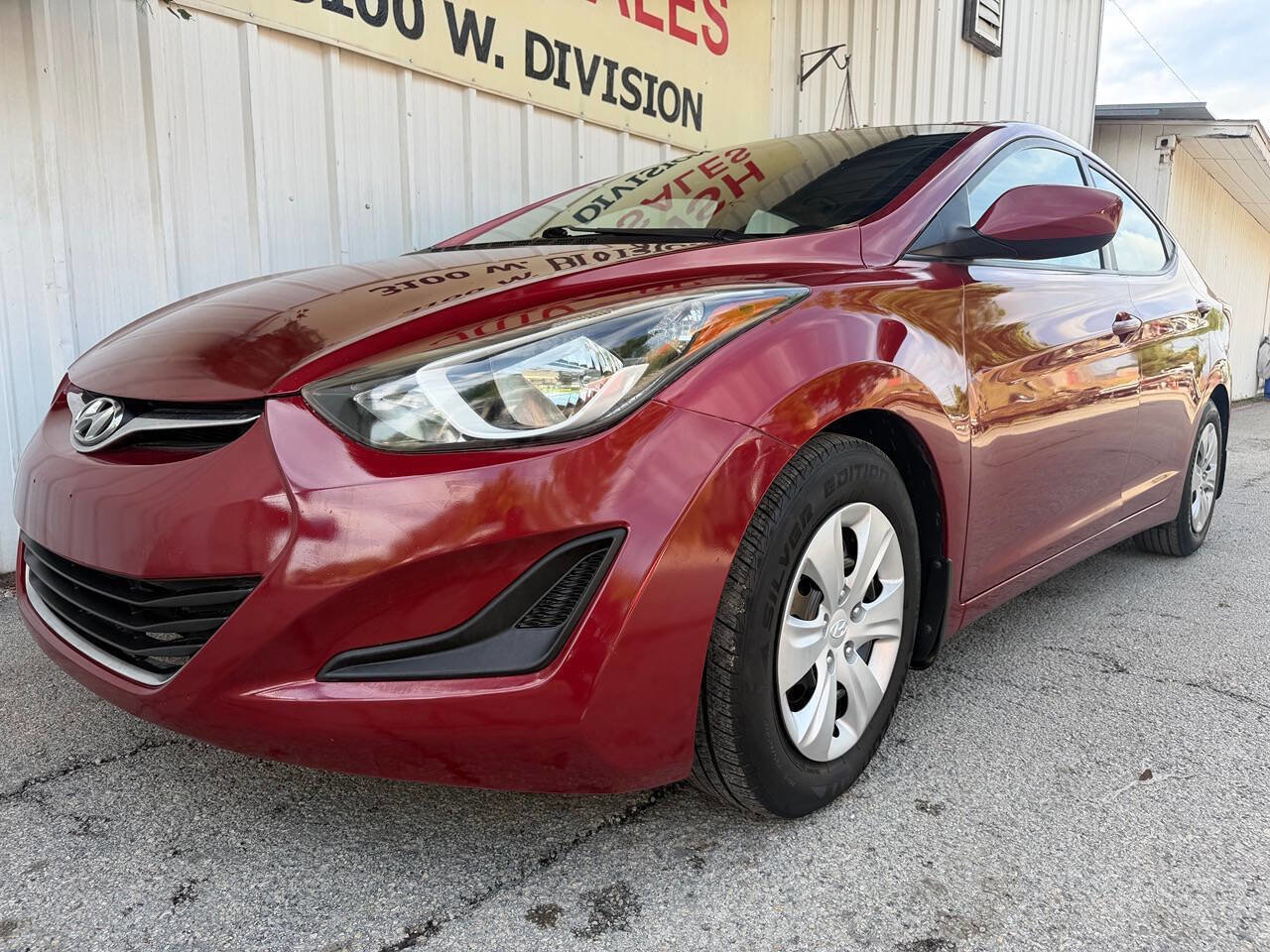 Used 2016 Hyundai Elantra SE image 3