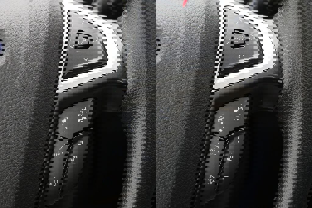 Used 2023 Ford Edge Titanium AWD/4WD image 20