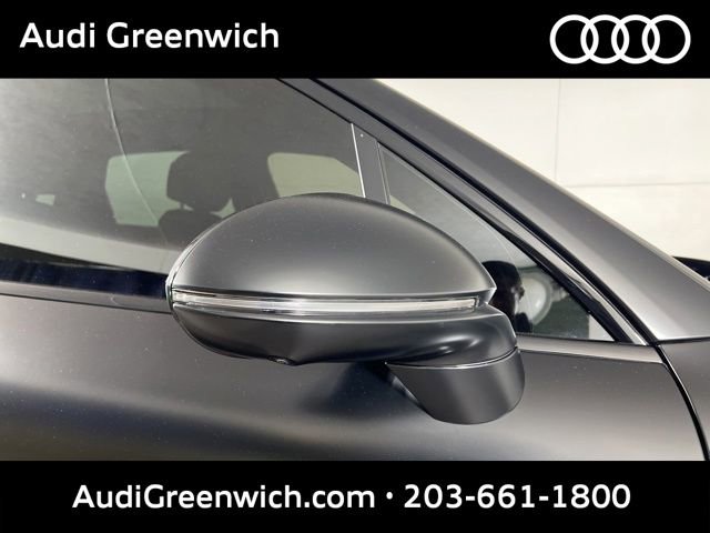 Used 2023 Porsche Cayenne GTS AWD/4WD image 10