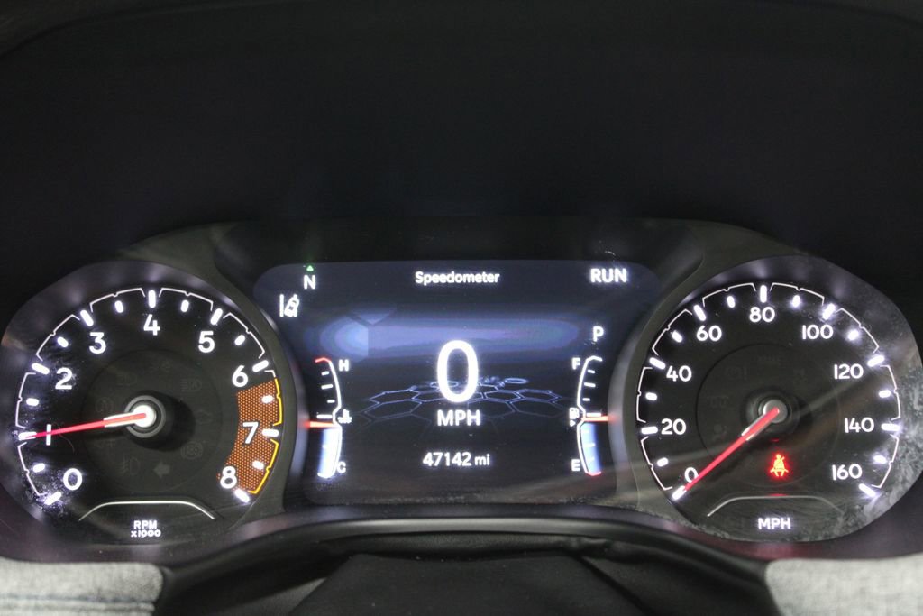 Used 2024 Jeep Compass Latitude image 32