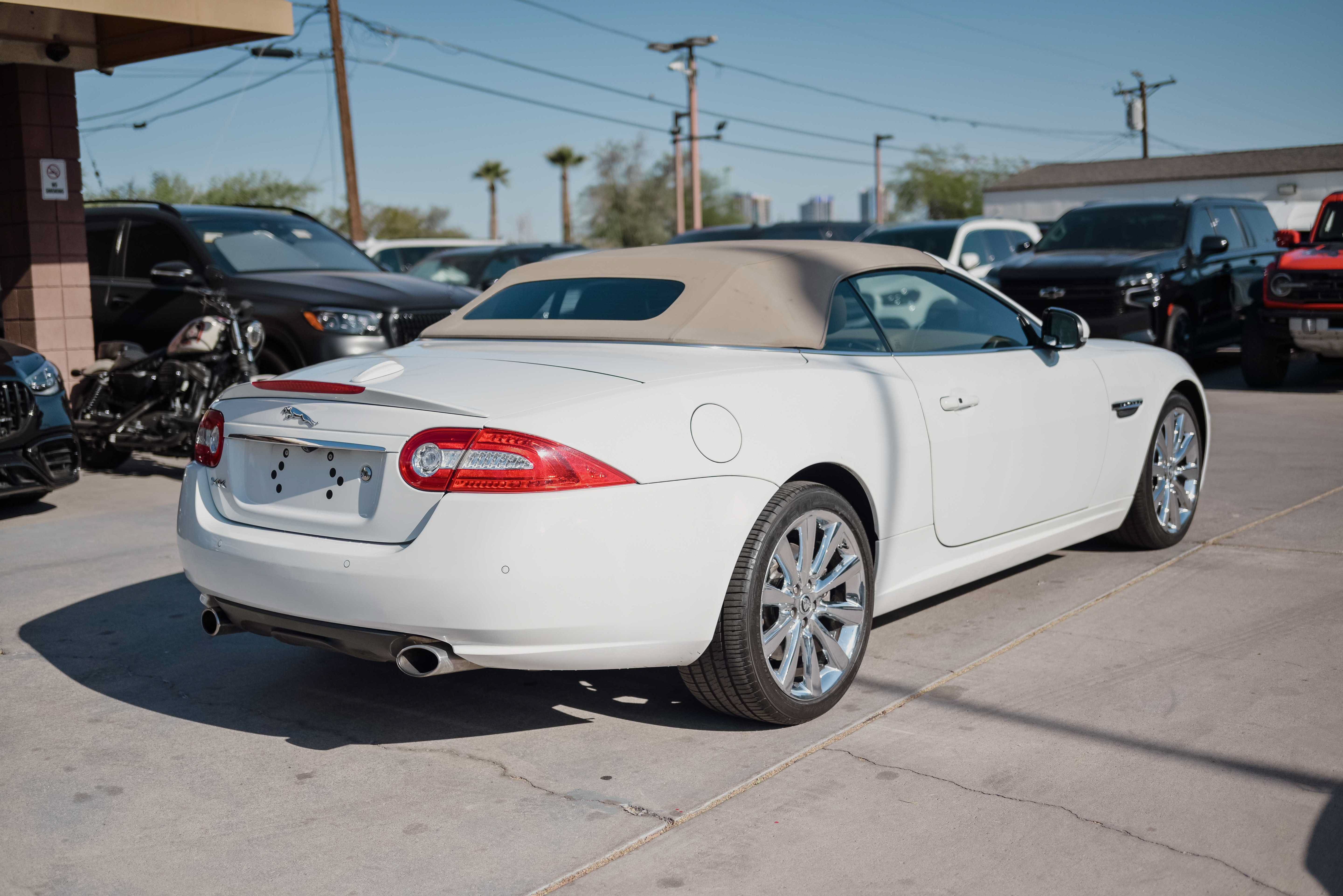 Used 2012 Jaguar XK Convertible RWD image 8