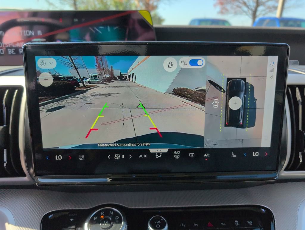 New 2026 Ford Expedition Active image 25