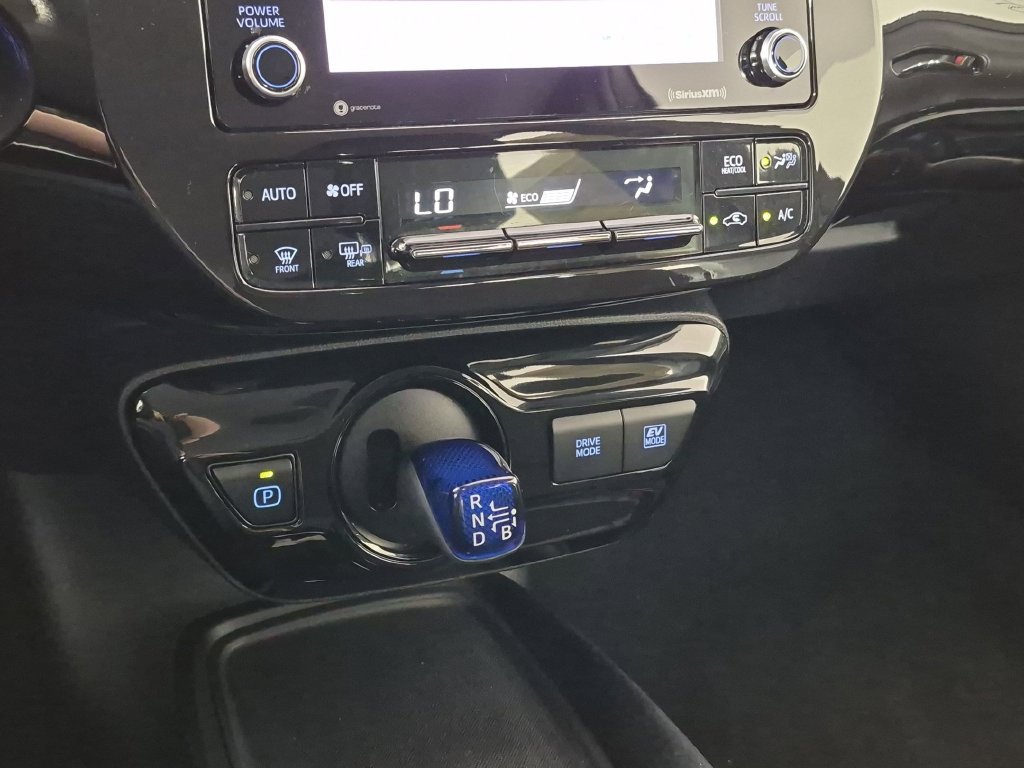 Used 2021 Toyota Prius LE FWD image 25