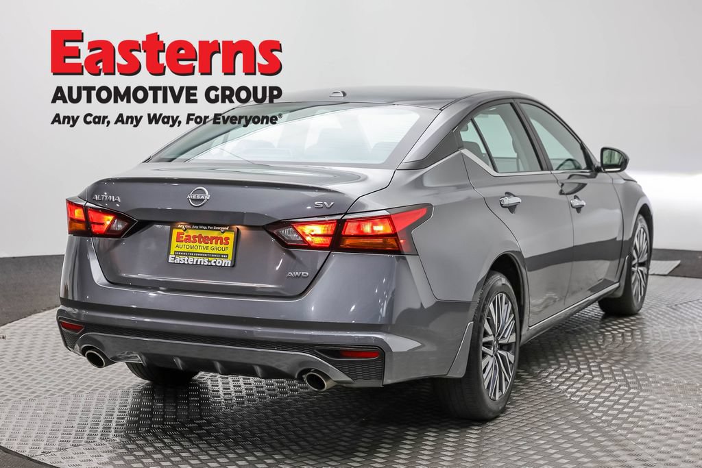 Used 2024 Nissan Altima 2.5 SV w/ SV Premium Package AWD/4WD image 5