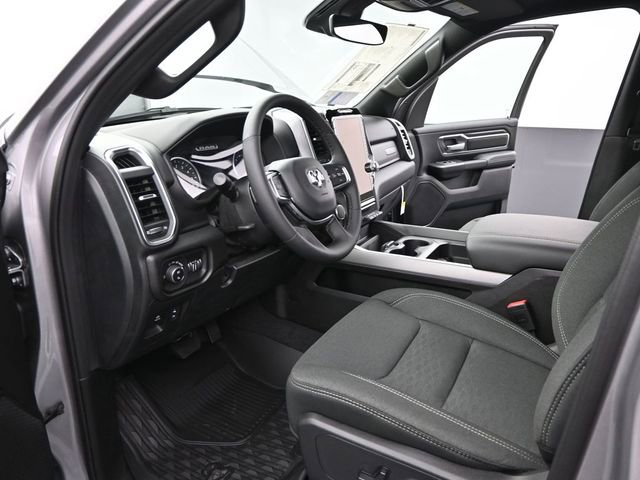 New 2026 RAM 1500 4x4 Crew Cab image 9