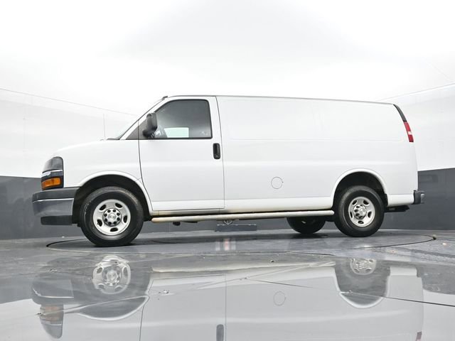 Used 2021 Chevrolet Express 2500 w/ Driver Convenience Package image 51