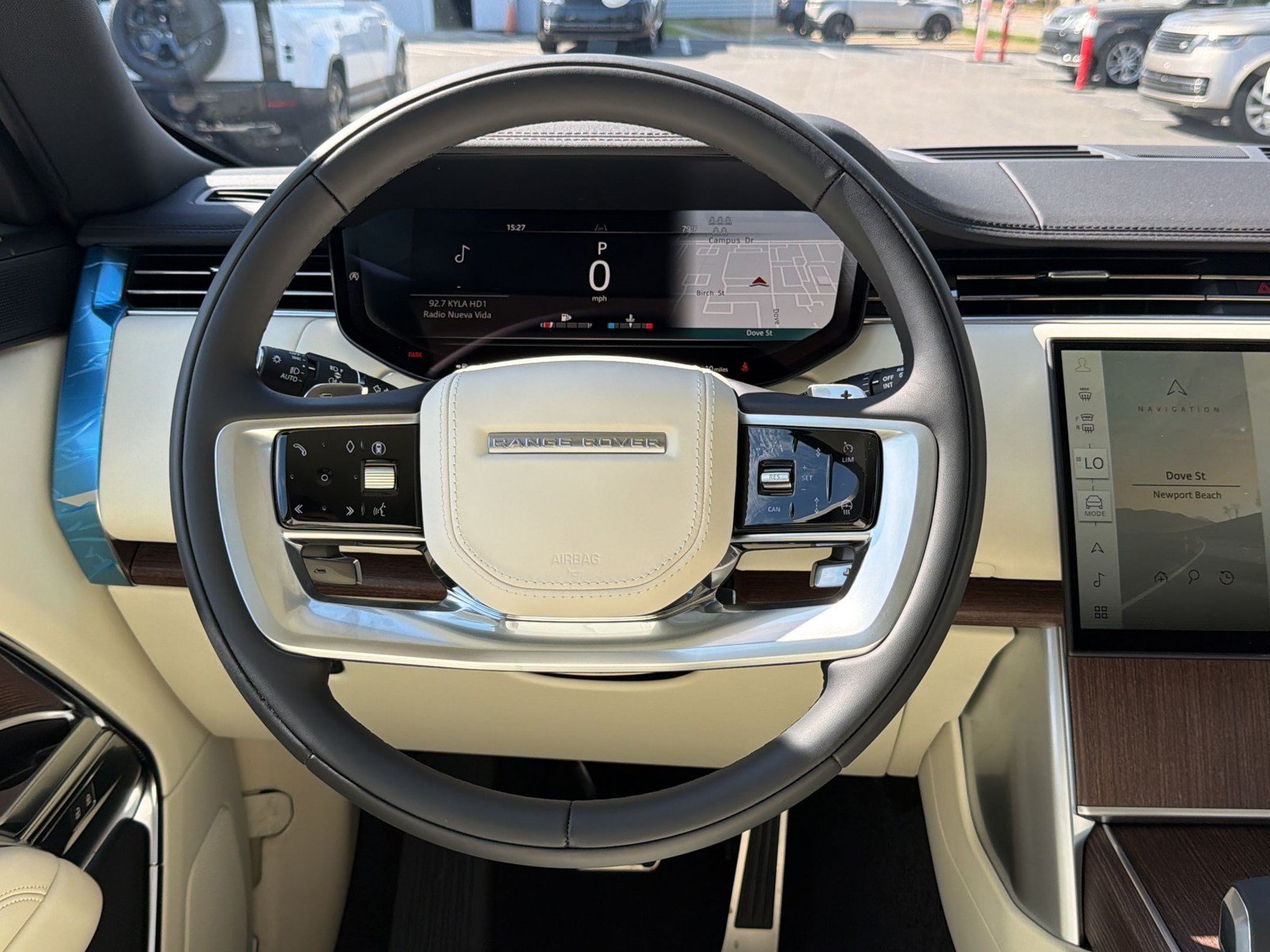 New 2026 Land Rover Range Rover Long Wheelbase SE AWD/4WD image 11