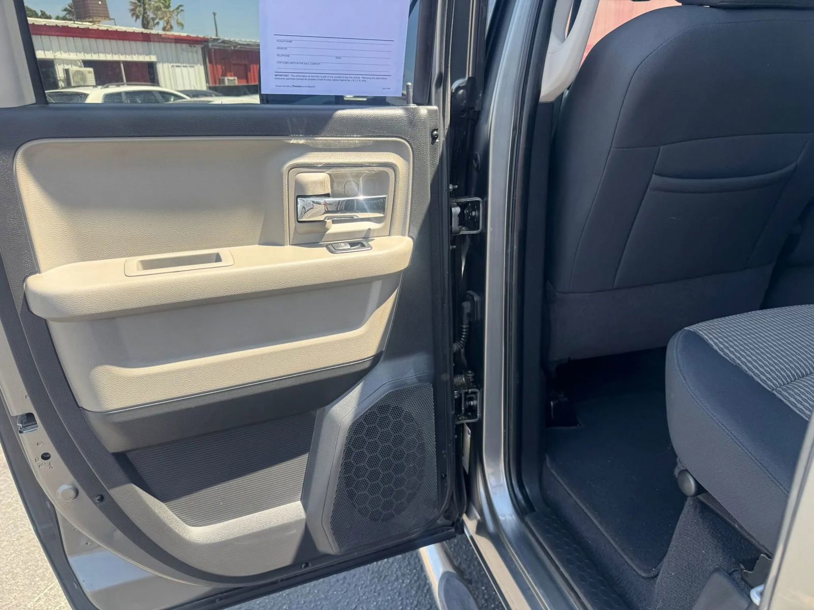 Used 2011 RAM 1500 Classic SLT w/ Protection Group AWD/4WD image 24