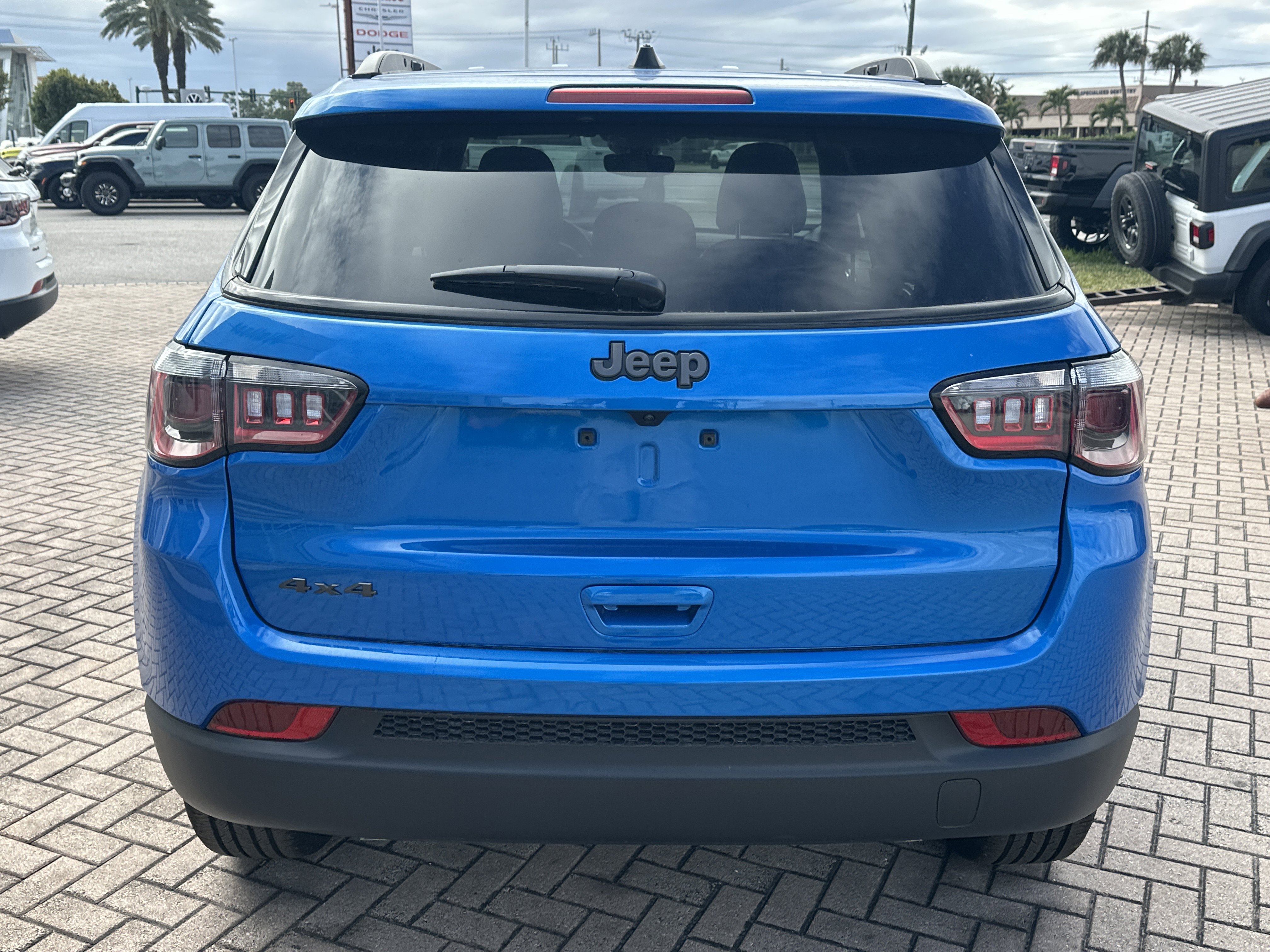 New 2026 Jeep Compass Latitude image 28