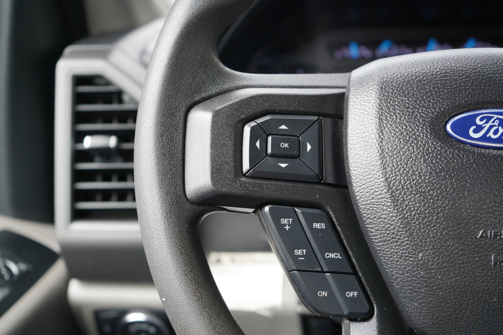 Used 2019 Ford F550 4x4 Regular Cab Super Duty image 11