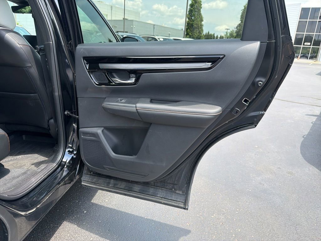 Used 2025 Honda CR-V Sport Touring image 33