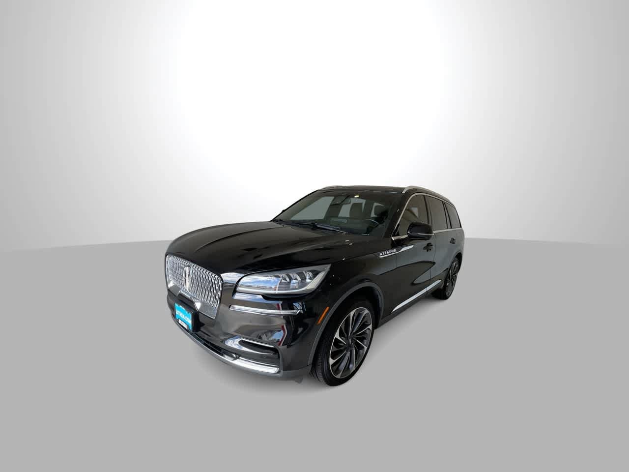 Used 2022 Lincoln Aviator Reserve w/ Equipment Group 201A AWD/4WD image 4