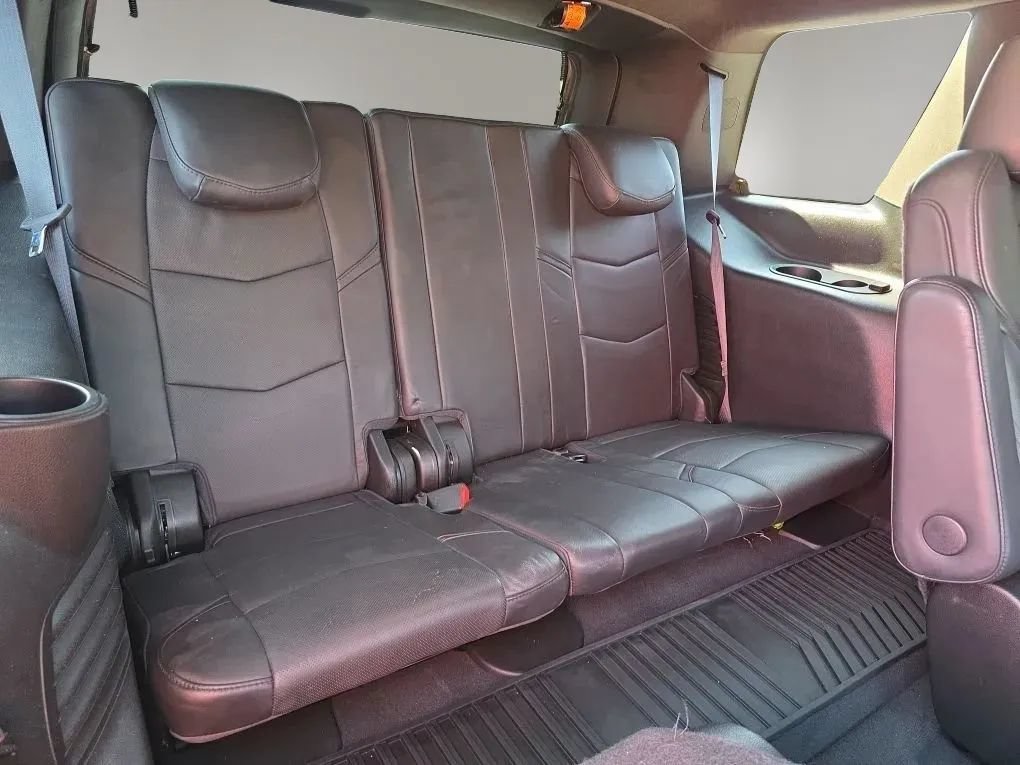 Used 2019 Cadillac Escalade Platinum AWD/4WD image 47