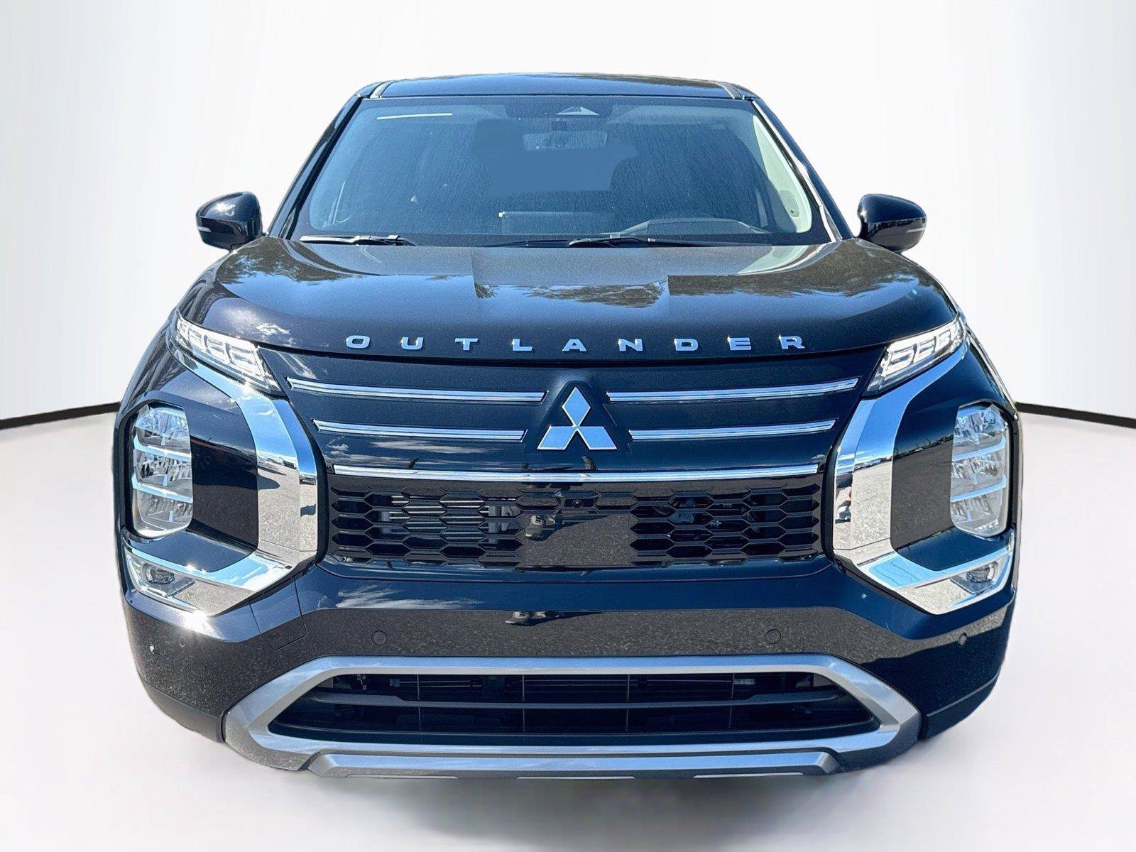 New 2026 Mitsubishi Outlander SE FWD image 8