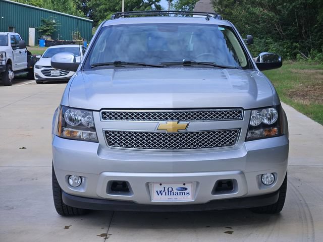Used 2013 Chevrolet Avalanche LTZ RWD image 2