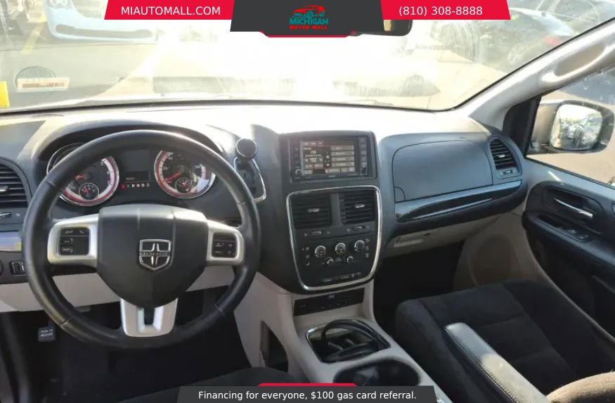 Used 2014 Dodge Grand Caravan SXT w/ UConnect Hands-Free Group FWD image 10