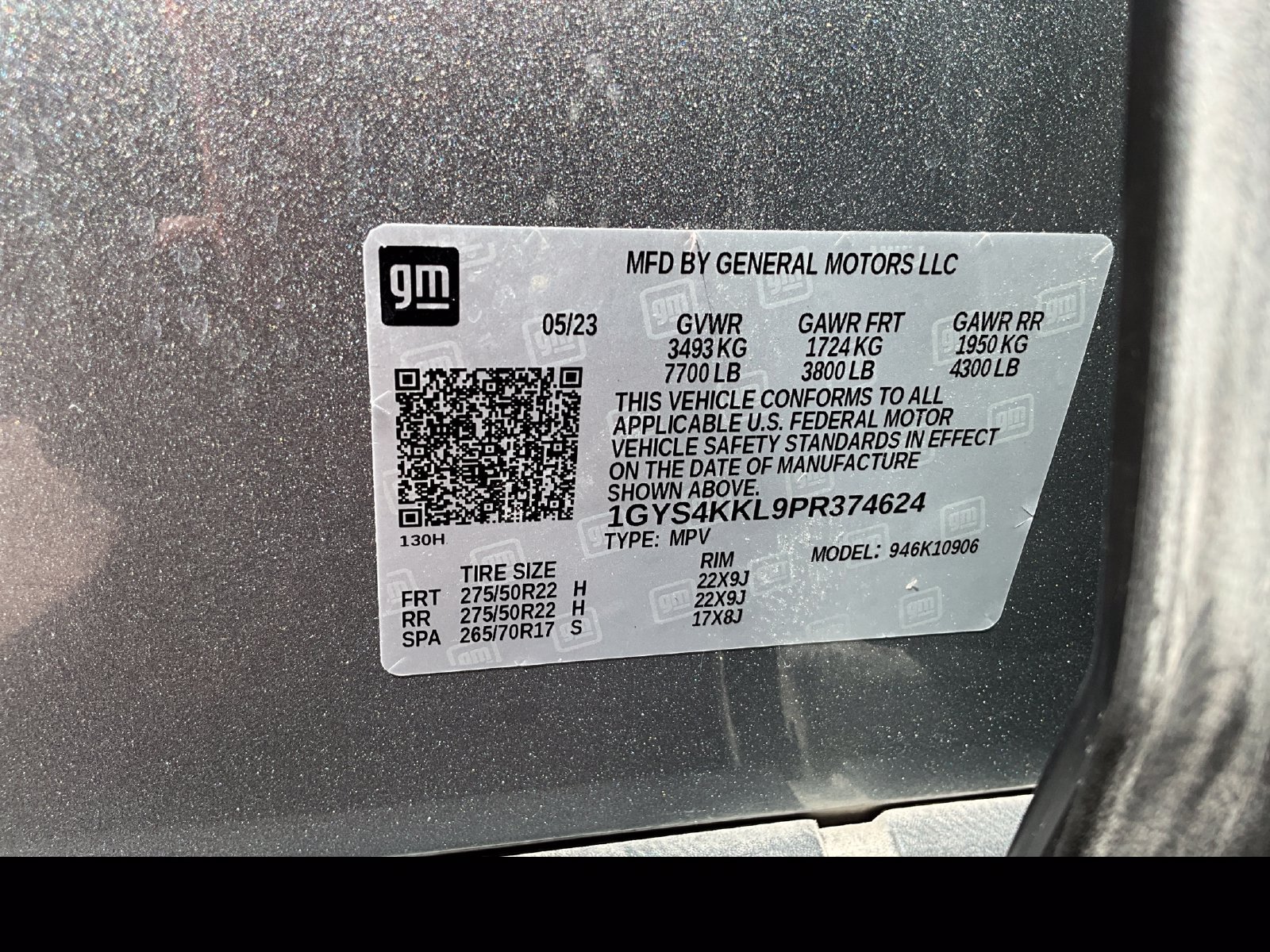 Used 2023 Cadillac Escalade ESV Premium Luxury w/ LPO, Radiant Package AWD/4WD image 19