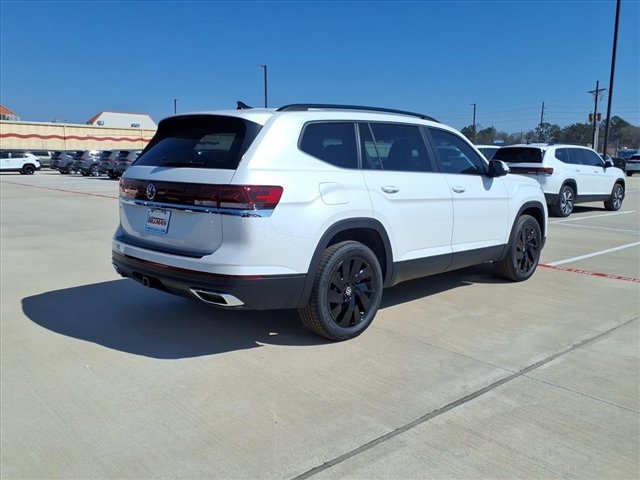 New 2026 Volkswagen Atlas SE FWD image 5