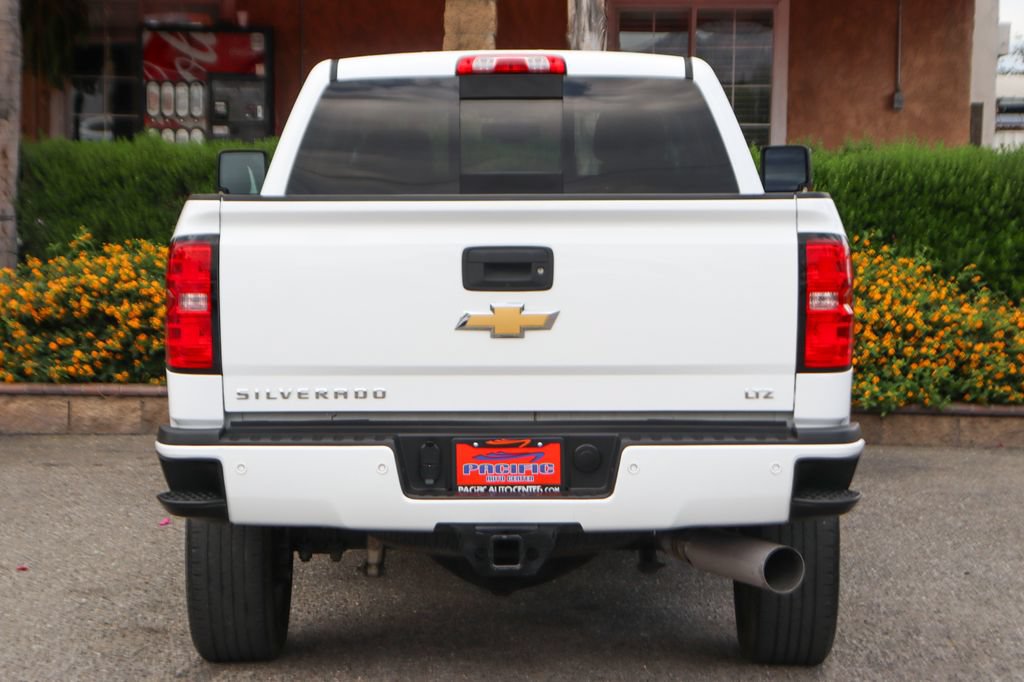 Used 2017 Chevrolet Silverado 2500 LTZ w/ Duramax Plus Package AWD/4WD image 7