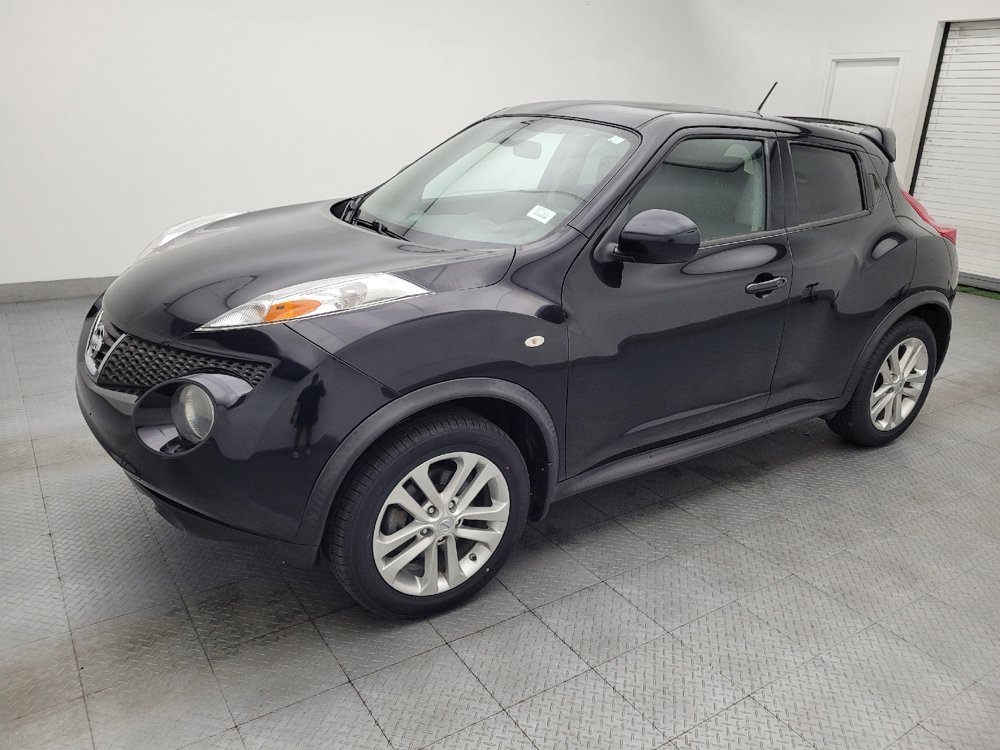 Used 2014 Nissan Juke SV w/ Navigation Package AWD/4WD image 2