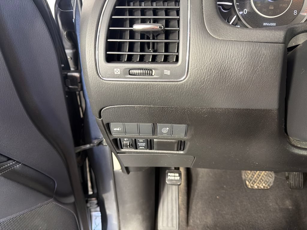Used 2018 Nissan Armada SL w/ Premium Package AWD/4WD image 16