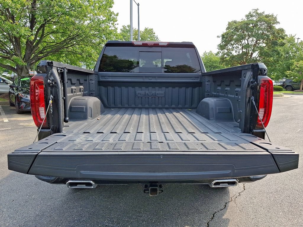 Used 2025 GMC Sierra 1500 AT4 w/ Technology Package AWD/4WD image 34