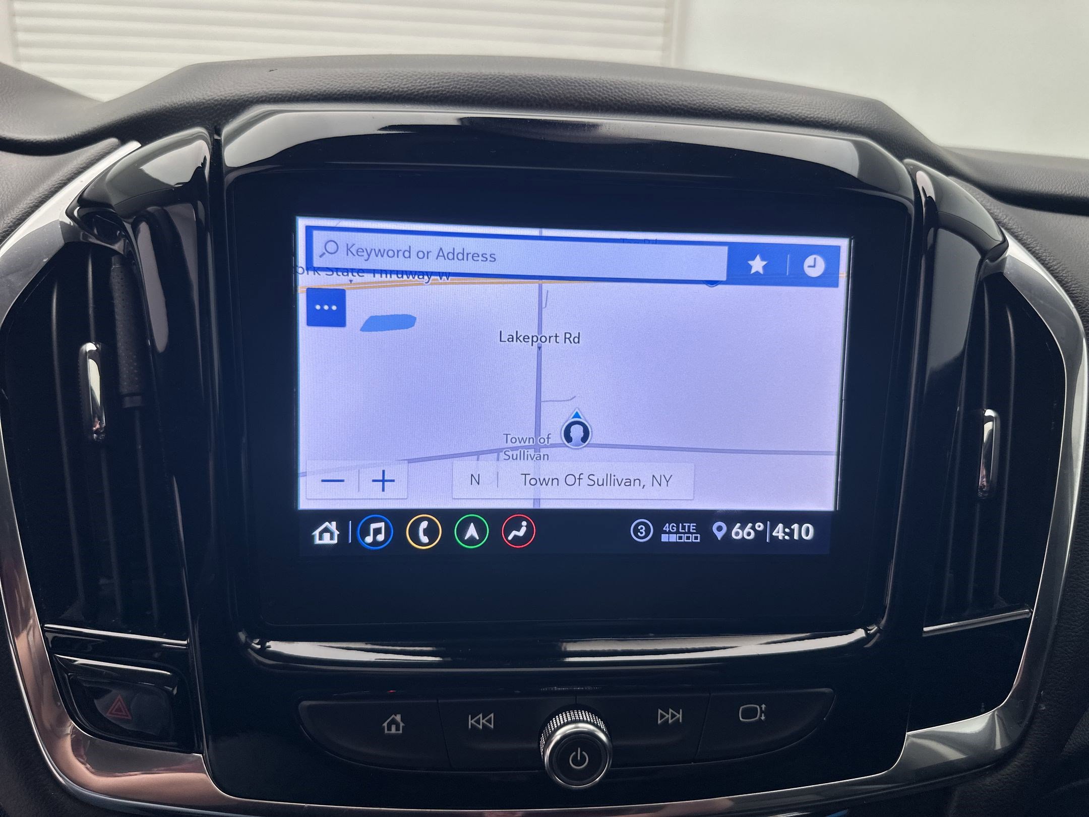 Used 2020 Chevrolet Traverse RS w/ LPO, Floor Liner Package image 23