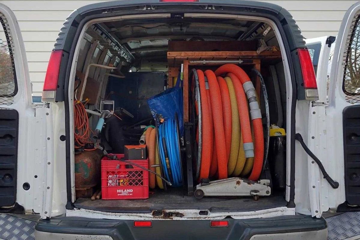 Used 1997 GMC Savana 2500 image 2