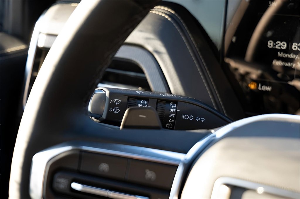 New 2026 GMC Yukon Elevation w/ Elevation Premium Package image 17