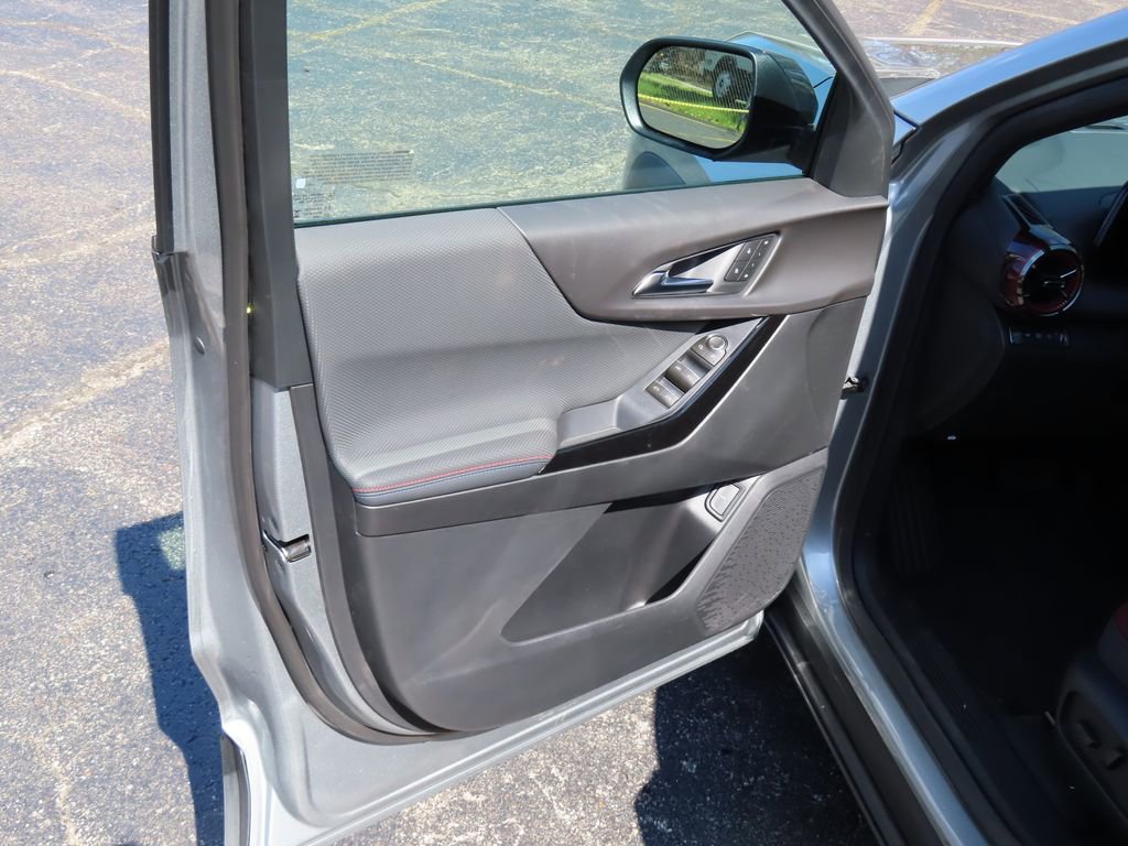 New 2026 Chevrolet Equinox RS w/ Convenience Package III AWD/4WD image 22