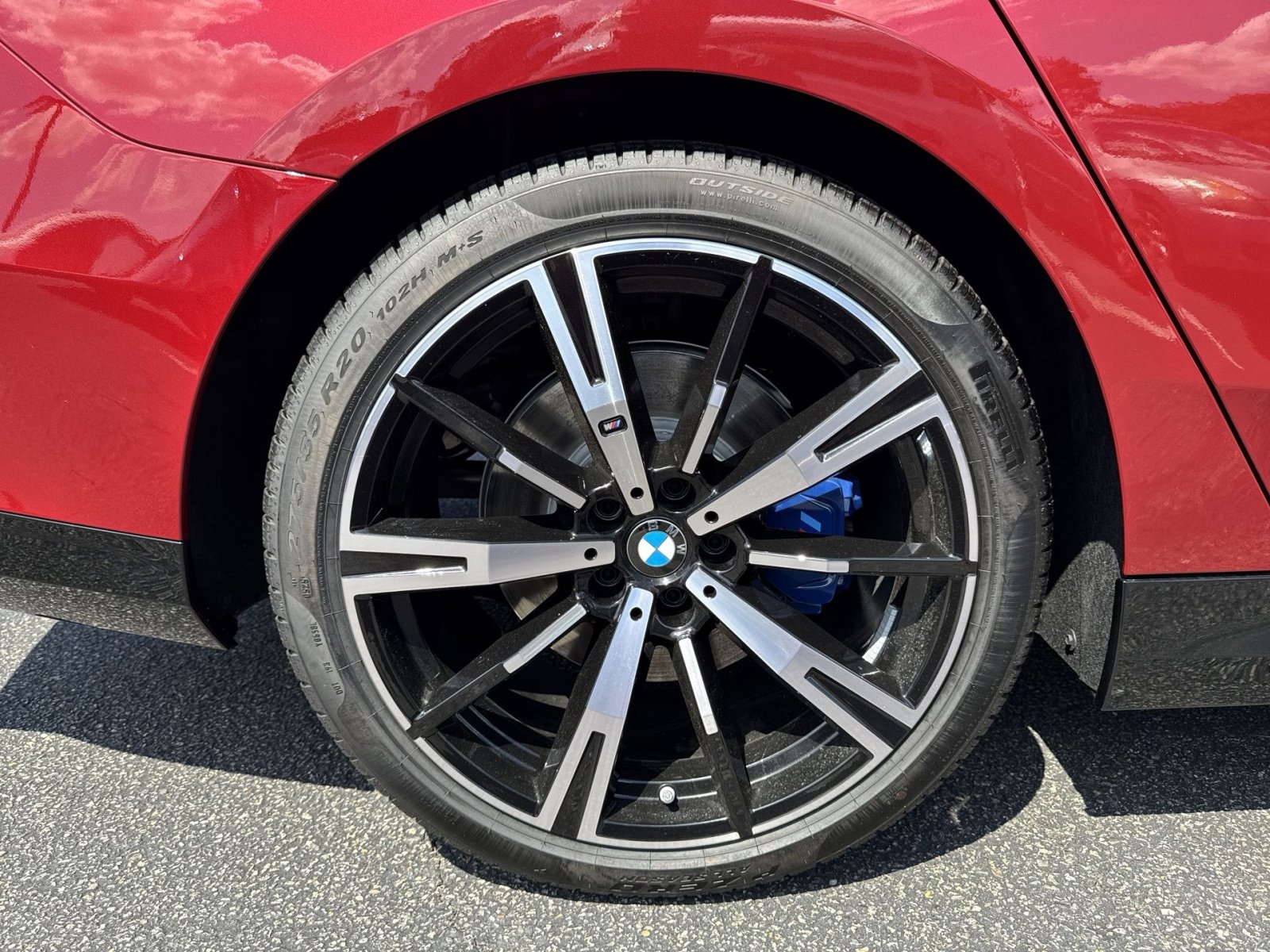 New 2026 BMW 530i xDrive w/ M Sport Package AWD/4WD image 31