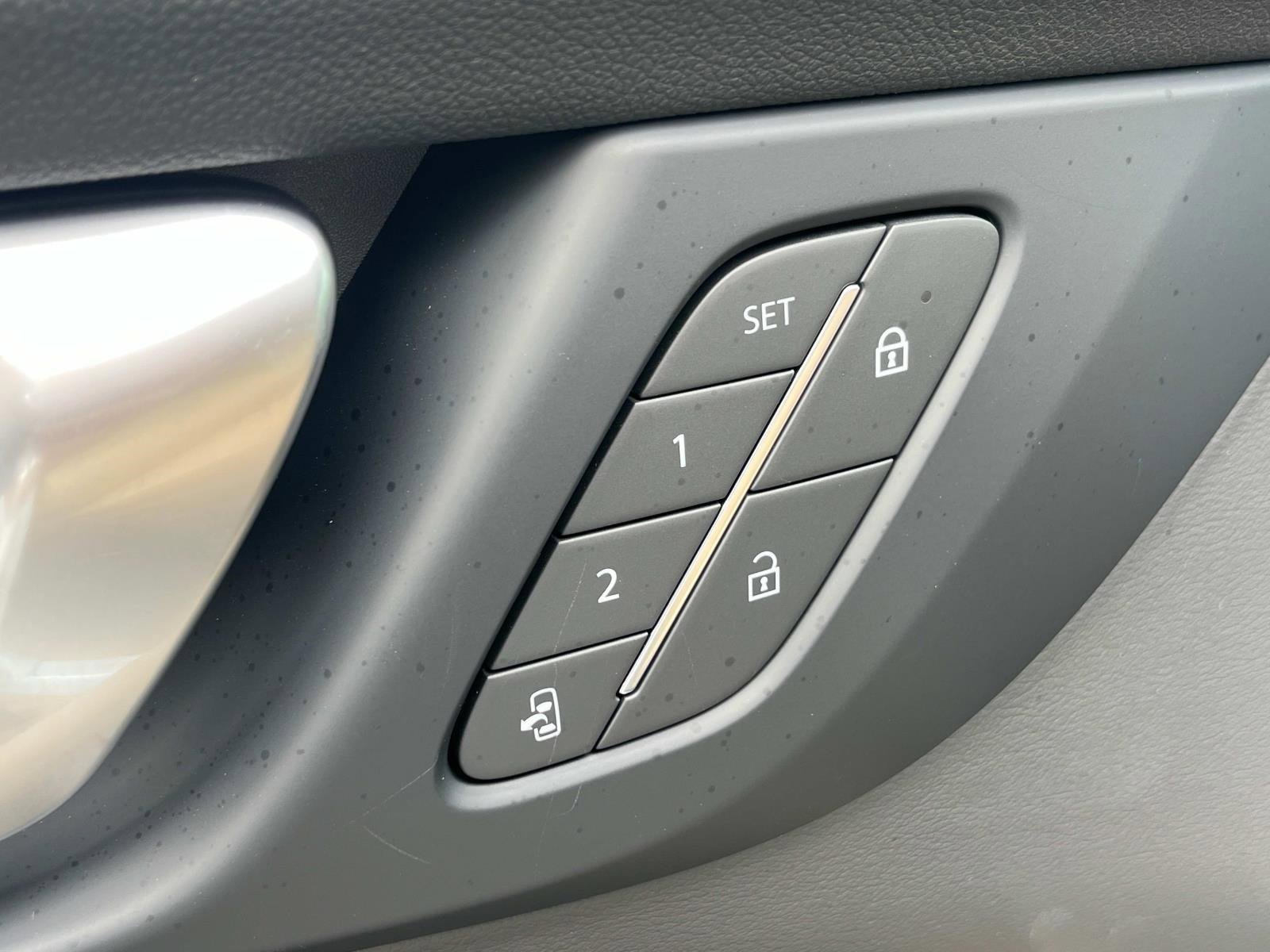 New 2026 Buick Enclave Preferred w/ Power Package image 25