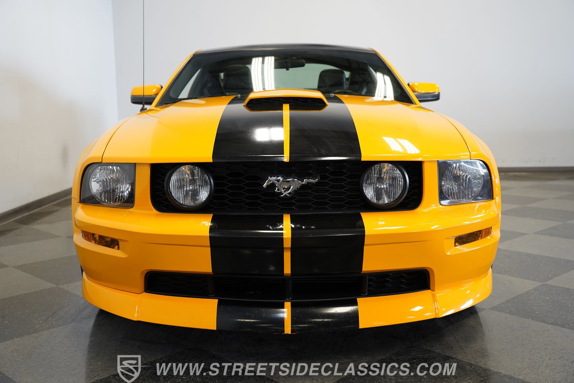 Used 2009 Ford Mustang GT Premium image 17