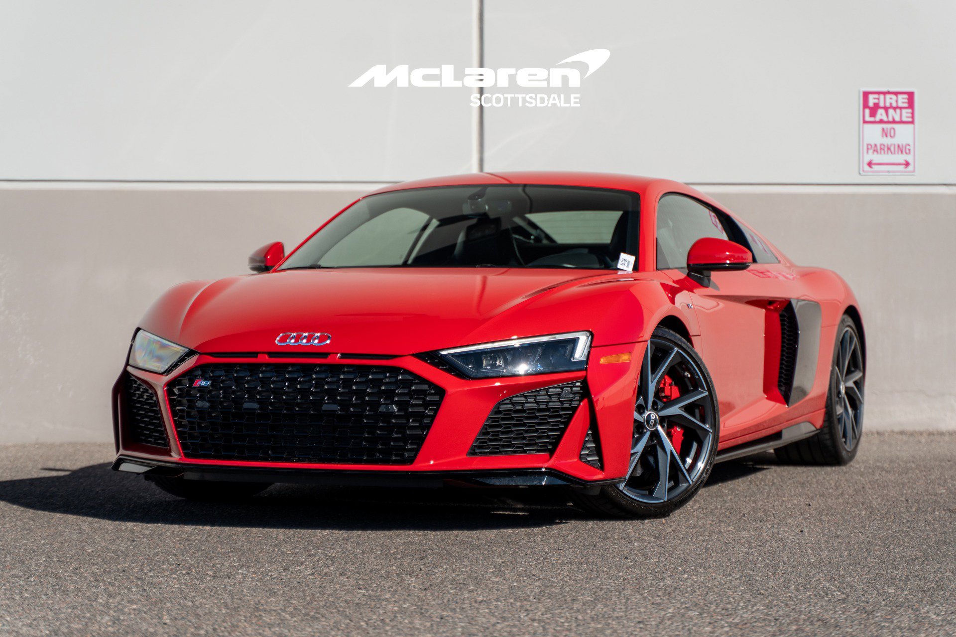 Used 2021 Audi R8 V10 w/ Premium Package image 2