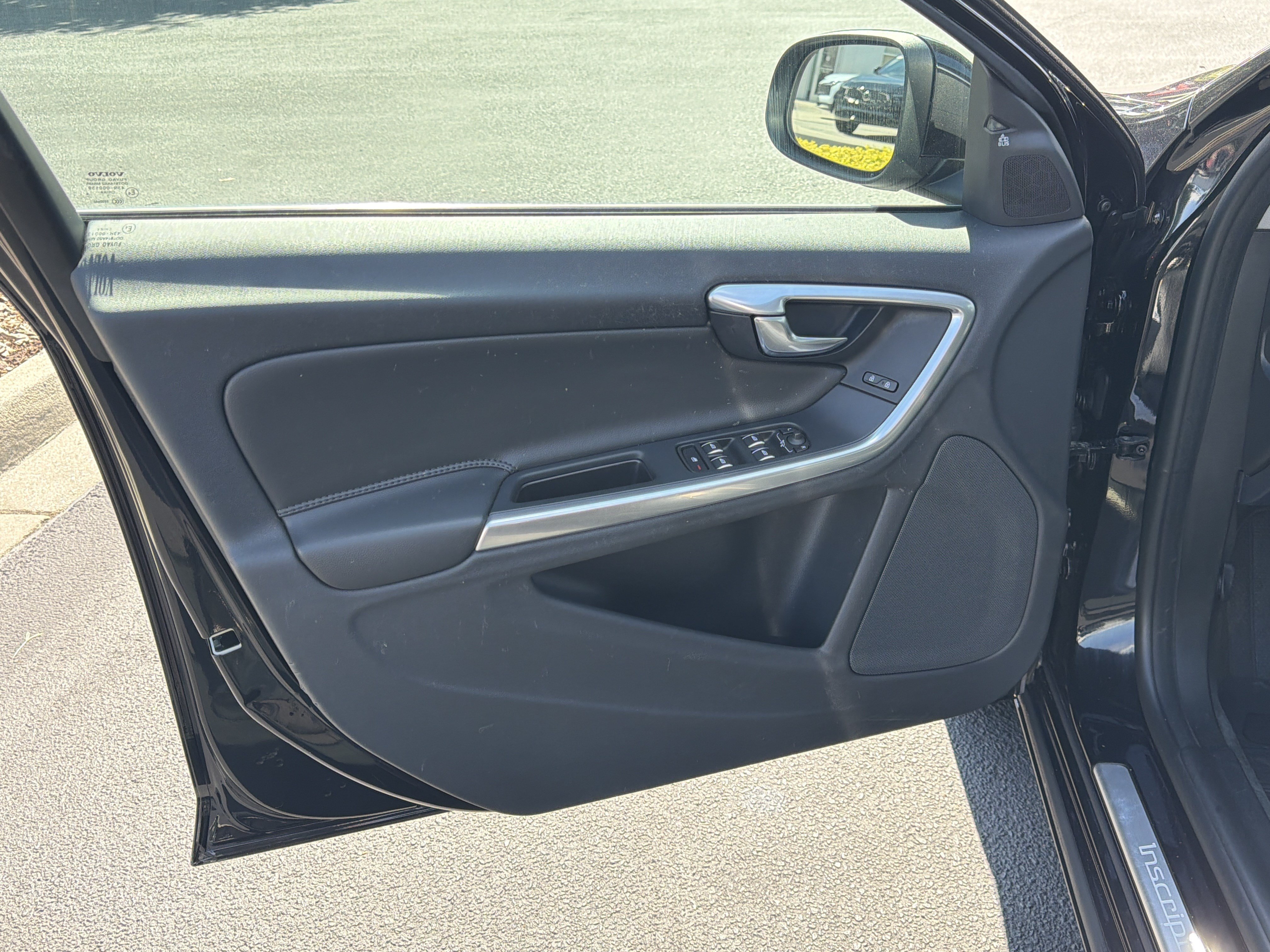 Used 2018 Volvo S60 T5 Inscription w/ Climate Package AWD/4WD image 14
