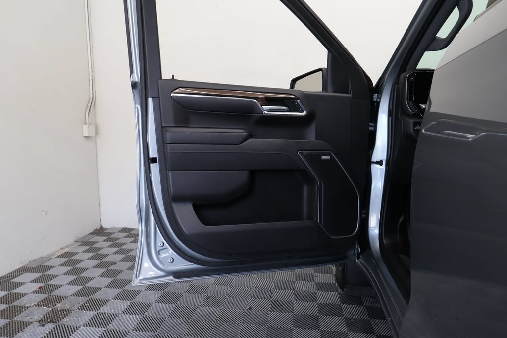 Used 2023 Chevrolet Silverado 1500 RST w/ RST All Star Premium Package AWD/4WD image 16