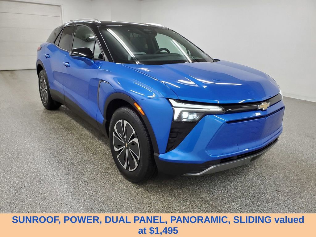 Used 2025 Chevrolet Blazer EV LT FWD image 3