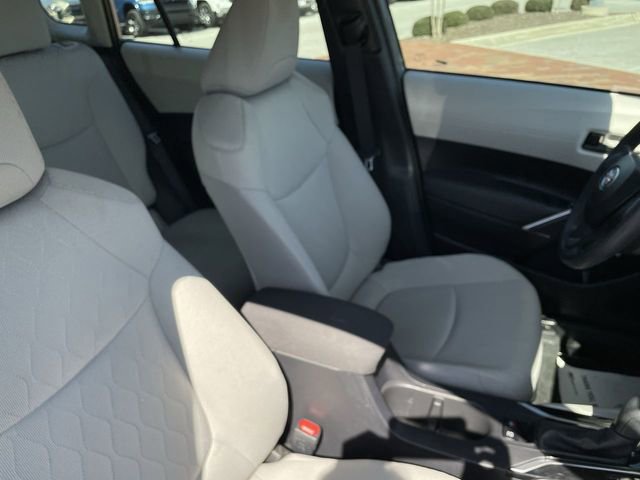 Used 2024 Toyota Corolla Cross L image 26