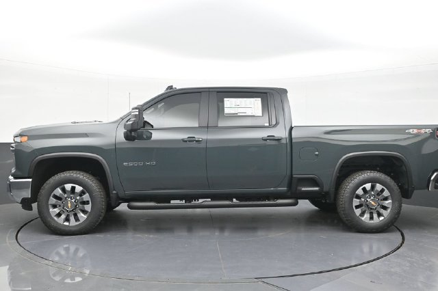 New 2026 Chevrolet Silverado 2500 LT w/ All Star Edition AWD/4WD image 6