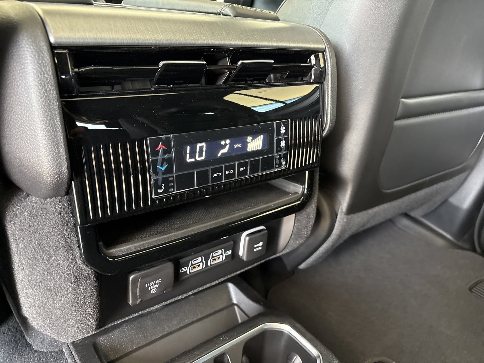 New 2026 Jeep Grand Wagoneer Limited AWD/4WD image 21