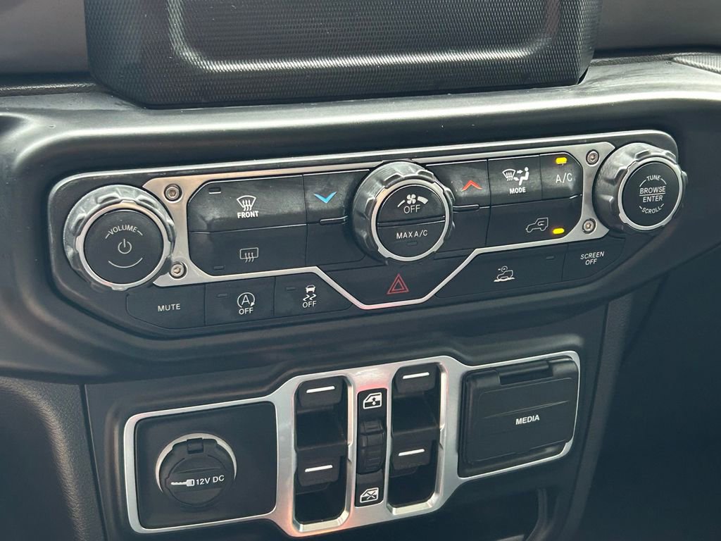 Used 2022 Jeep Gladiator Willys image 29