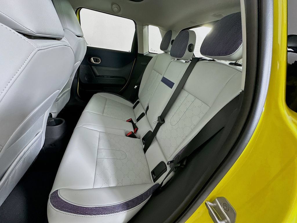Certified 2025 MINI Cooper S FWD image 17