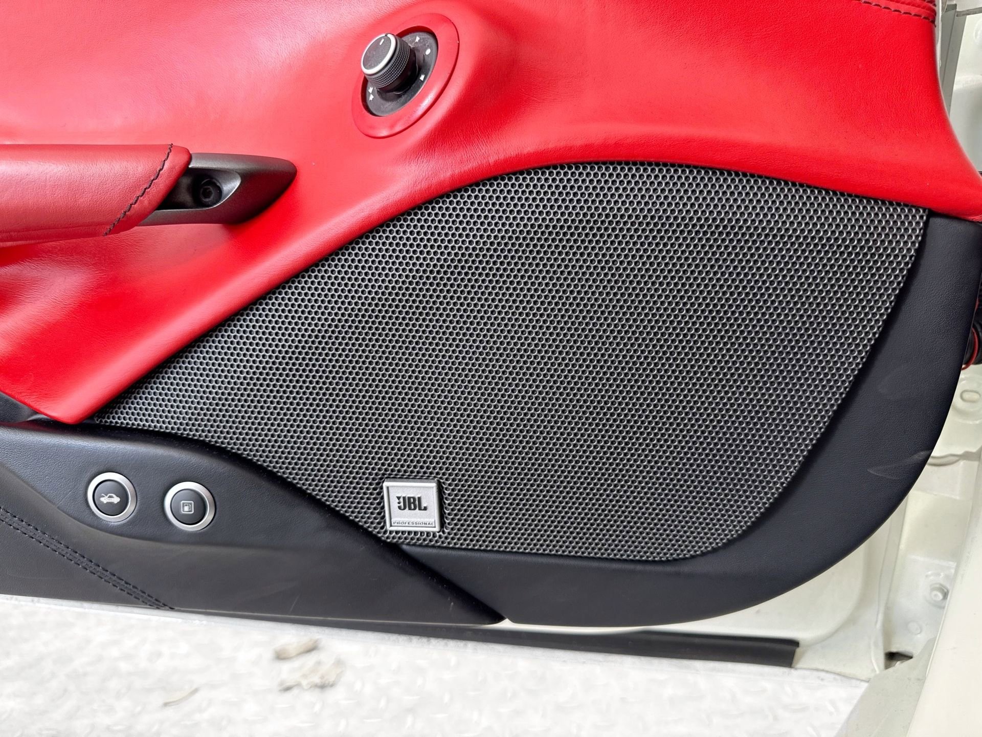 Certified 2018 Ferrari 488 Spider Base image 17