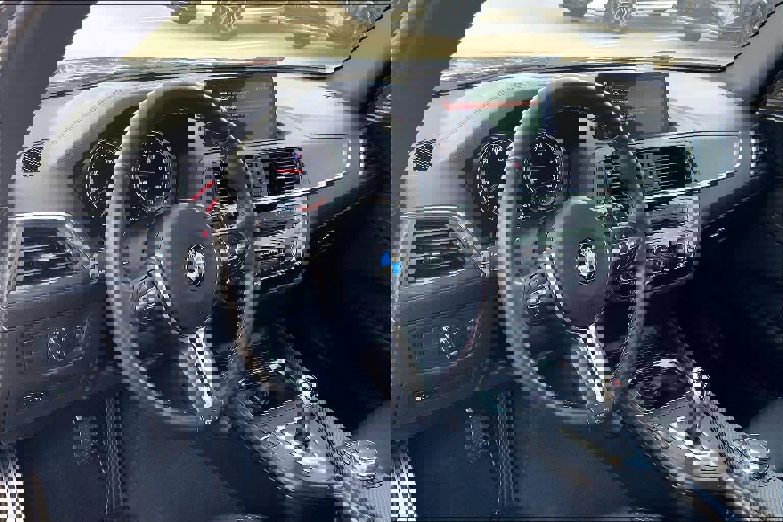 Used 2018 BMW M2 image 15